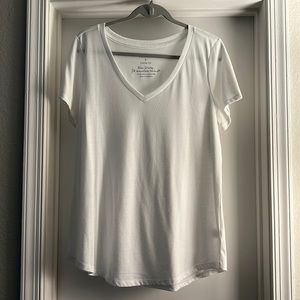 White V-neck tee